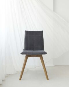 Minimalisticki dizajn na stolica