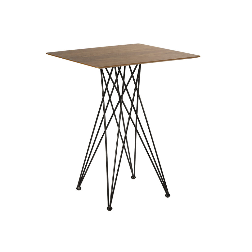 барска маса со плотна орев и црни метални ногарки