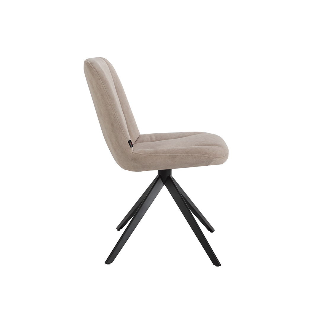 Трпезариска столица Емили со црни метални ногарки и беж велвет штоф.