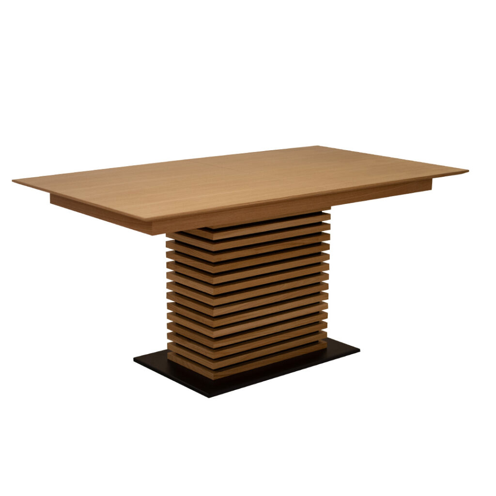Trpezariska masa Titan od dab, so centralen stolb i opcija za prodolzuvanje od 48 cm.