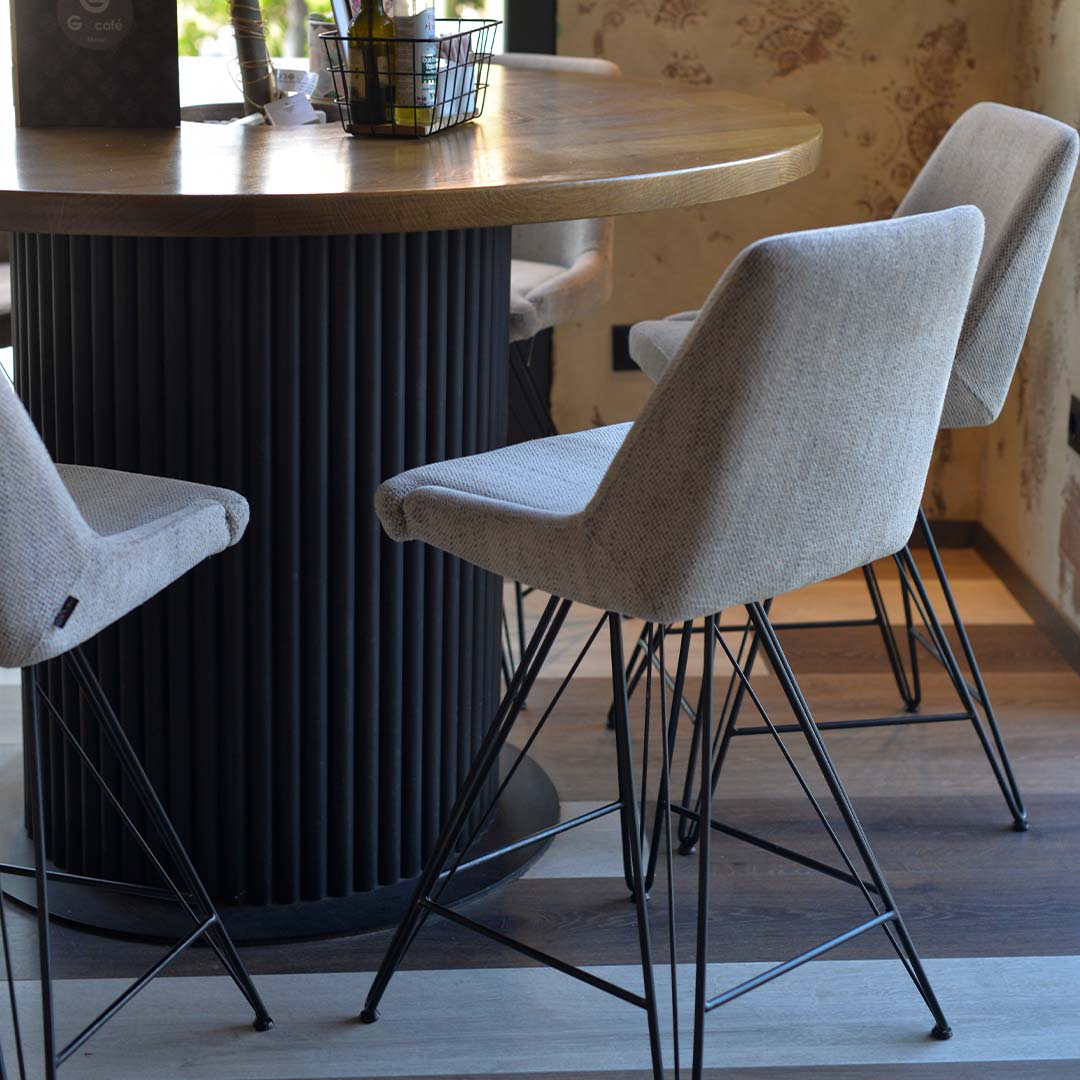 bar-chairs-naomi-by-mahagoni-furniture-9