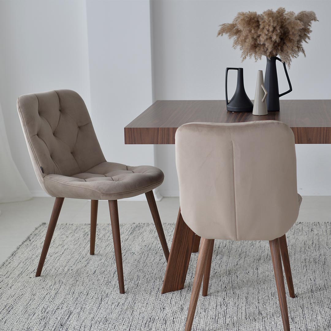 dining-chair-chloe-with-wooden-legs-1