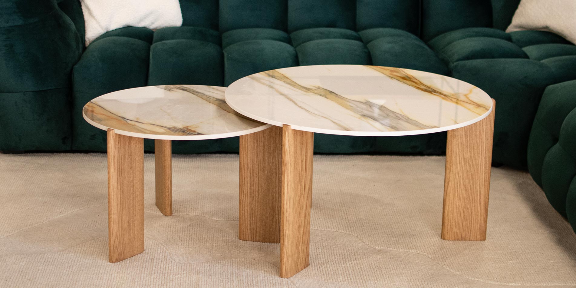 Coffee tables Torio with natural oak legs and a silky-smooth Laminam top.