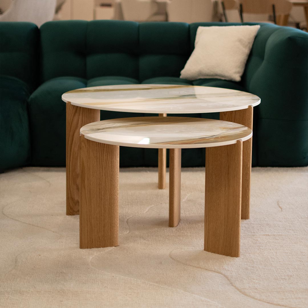 Coffee tables Torio with natural oak legs and a silky-smooth Laminam top.
