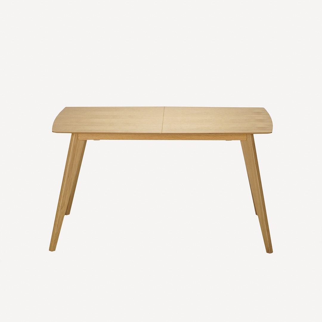 Dining table with natural oak finish